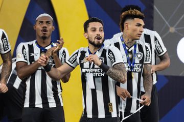 Alex Telles não descarta regresso: «Tenho carinho muito especial por Portugal»