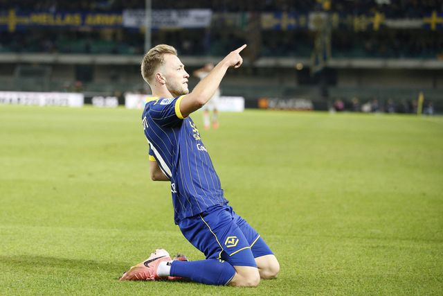 Casper Tengstedt, avançado do Hellas Verona, cedido pelo Benfica