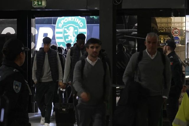 Trincão, Quenda e Pedro Gonçalves desfalcam Sporting na Champions