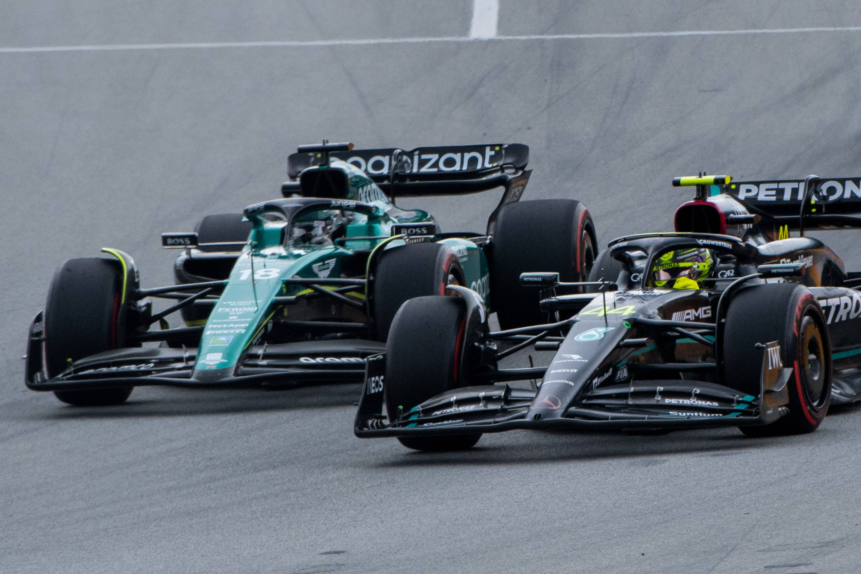 Lance Stroll ao volante do Aston Martin