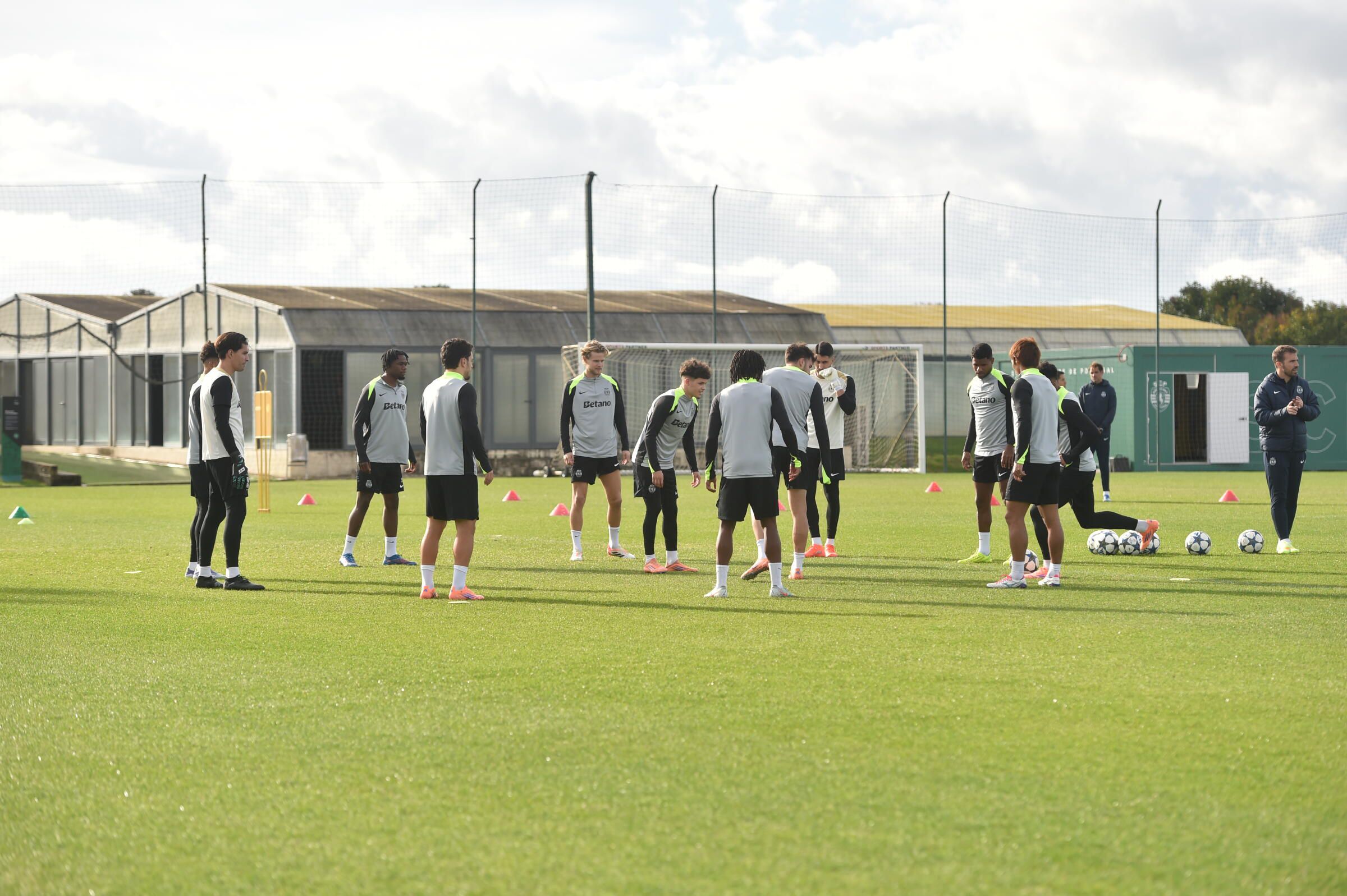 Treino do Sporting antes de defrontar o Bayern - Foto: Miguel Nunes