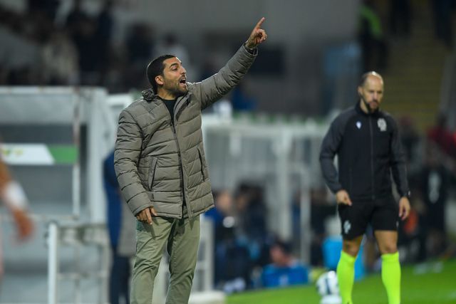 Regresso de Vasco Botelho da Costa ao Estoril acabou por custar dois pontos aos canarinhos no domingo. Foto: IMAGO
