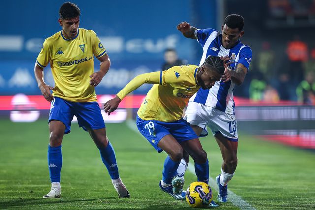 VÍDEO: Galeno faz o 4-0 e confirma a goleada