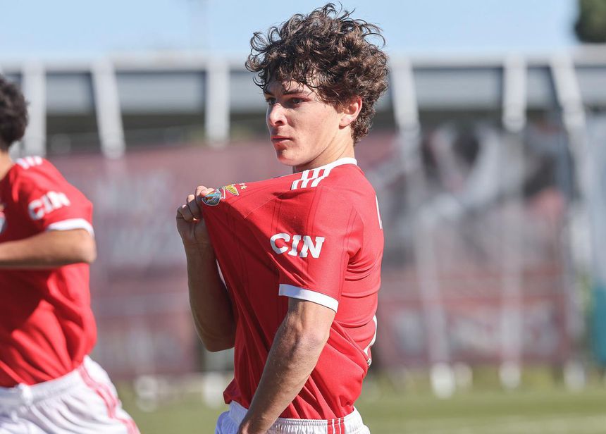 Os encarnados até inauguraram o marcador mas permitiram a reviravolta Foto: Sport Lisboa e Benfica.