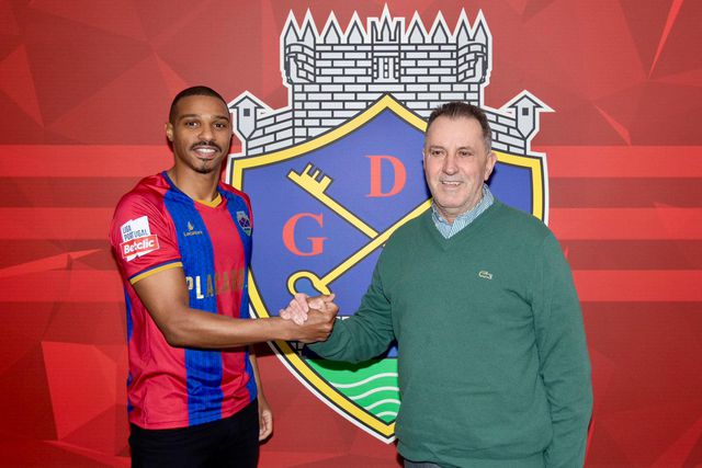 Oficial: Vasco Fernandes é jogador do Chaves