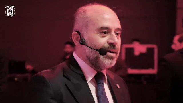 As melhores imagens da apresentação de Fernando Santos no Besiktas