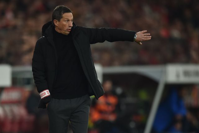 Roger Schmidt aborda futuro de Guedes no Benfica