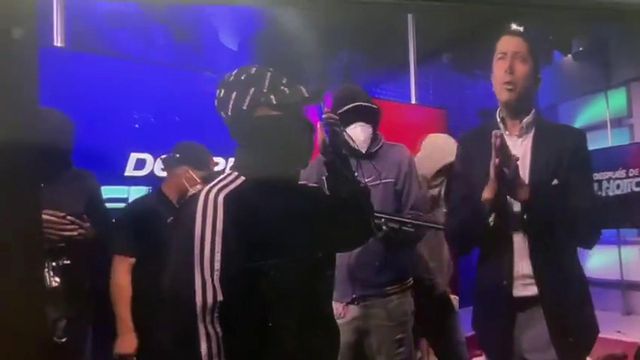 Cartel invade canal de televisão e sequestra trabalhadores no Equador