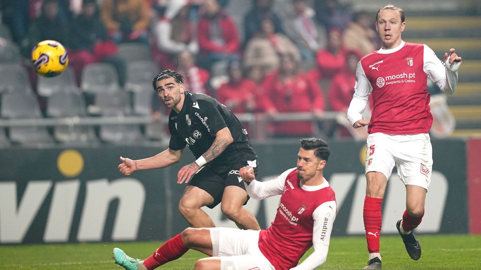 V. Guimarães-SC Braga: dérbi minhoto para animar final da temporada