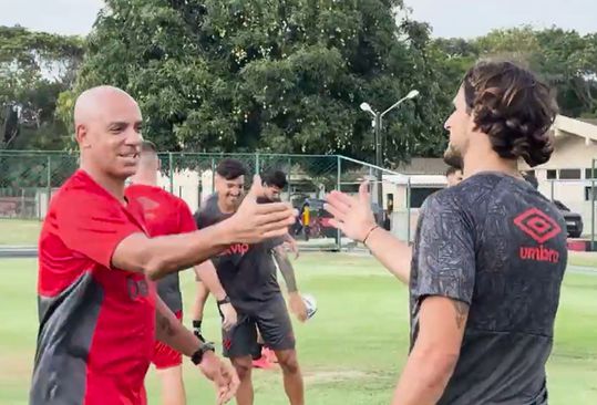 Como Gonçalo Paciência chegou ao Sport e o papel de Pepa