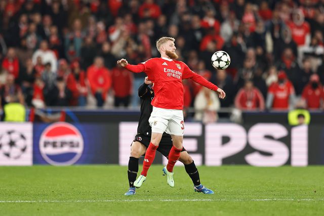 Beste em ação com a camisola do Benfica