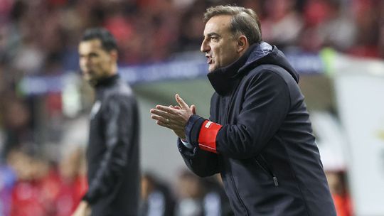 Carlos Carvalhal: «Acabámos por conseguir o golo e o mais importante foi ganhar»