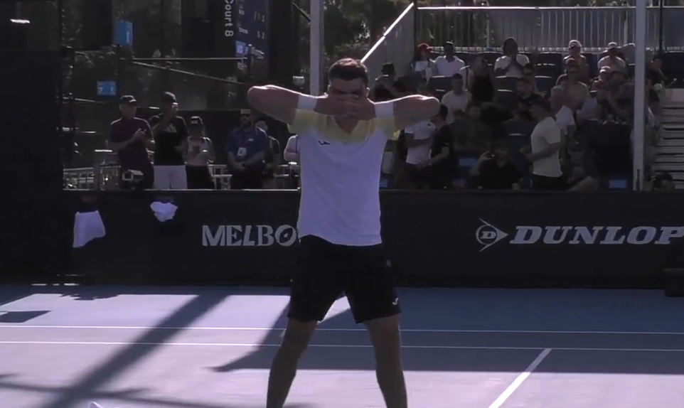 Jaime Faria faz o festejo de Gyokeres