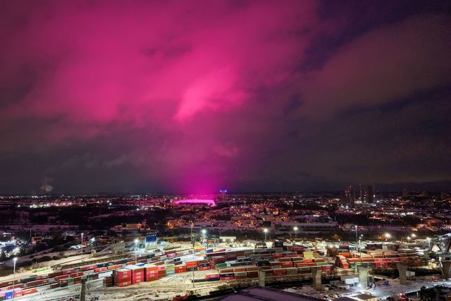 Imagem captada durante a noite na cidade inglesa - Foto: Birmingham FC