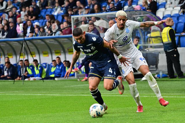 Diogo Bezerra (à direita na foto) é reforço do Rio Ave - Foto: Imago
