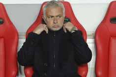 José Mourinho - Foto: EPA/Paulo Cunha