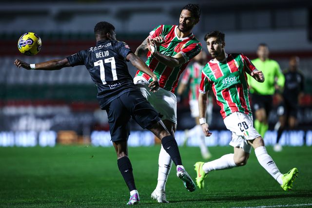 Um ‘Nakamuro’ a ruir deixou uma Estrelinha bem a rir