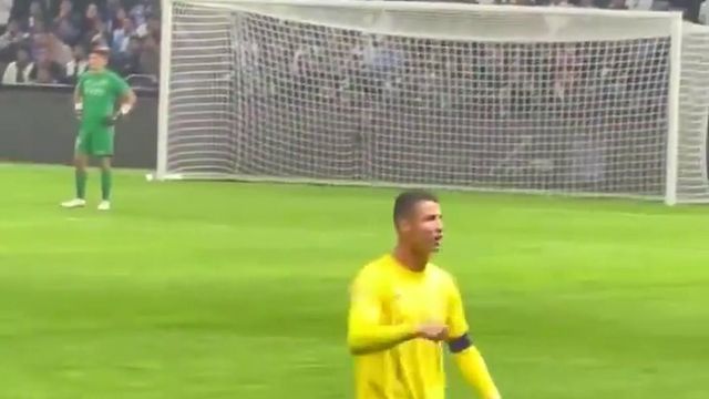 «Sou Cristiano, não sou o Messi»: a reação de CR7 aos cânticos pelo argentino