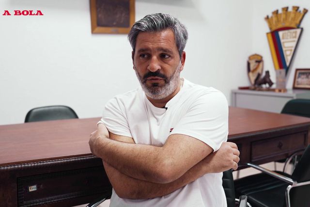 «Ficar no Atlético? Não há nenhuma conversa nesse sentido, para já...»