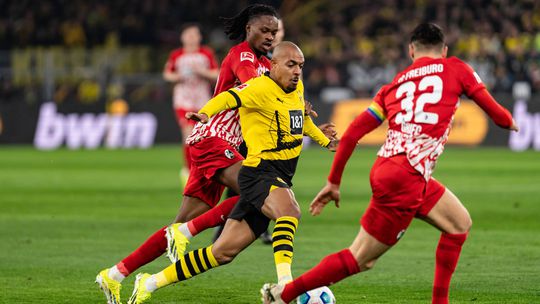 Bundesliga: Dortmund vence tranquilamente o Friburgo