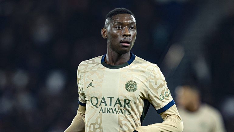 Kolo Muani e a transferência para o PSG: «Nem li o contrato, apenas assinei»