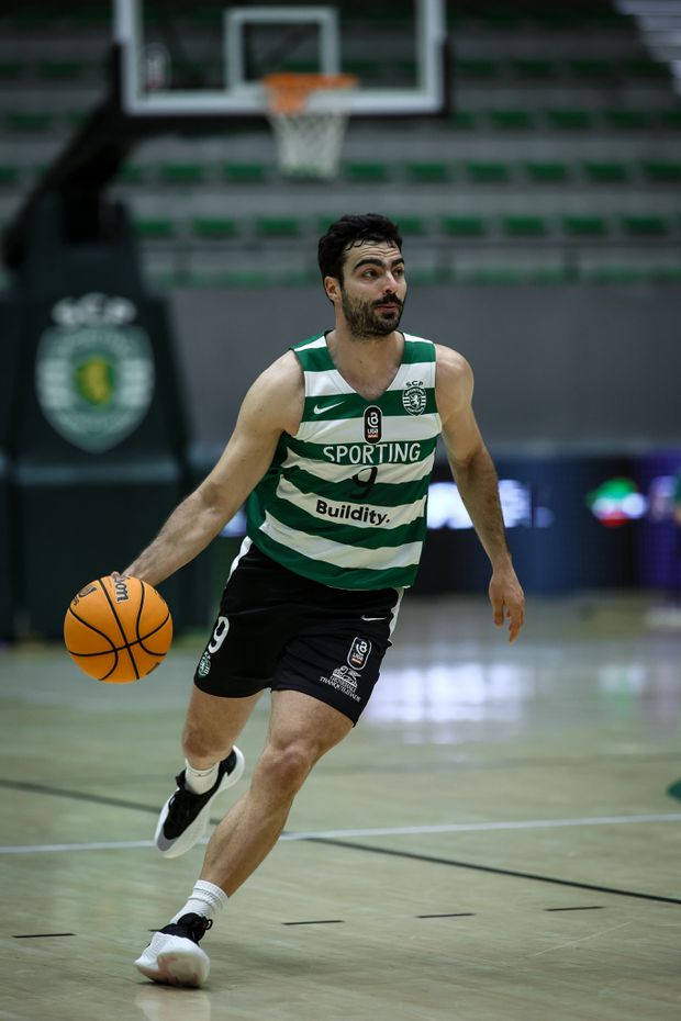 Diogo Ventura, jogador da equipa de basquetebol do Sporting. Foto Sporting (2024/25)