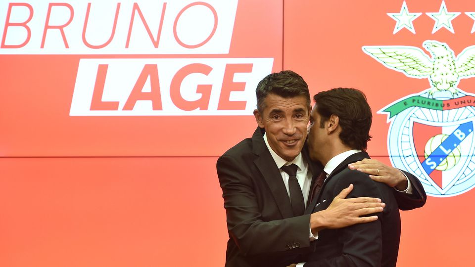 Bruno Lage e Rui Costa na apresentação do treinador do Benfica