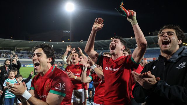 A festa da Seleção Nacional no râguebi após a vitória frente à Alemanha, no Restelo, que valeu a qualificação para o Mundial da Austrália de 2027. Foto Manuel de Almeida/LUSA