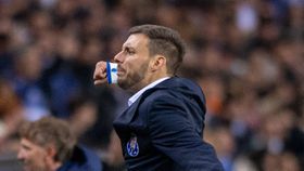 «Paixão»: Martín Anselmi assinala estreia no Dragão (fotos)