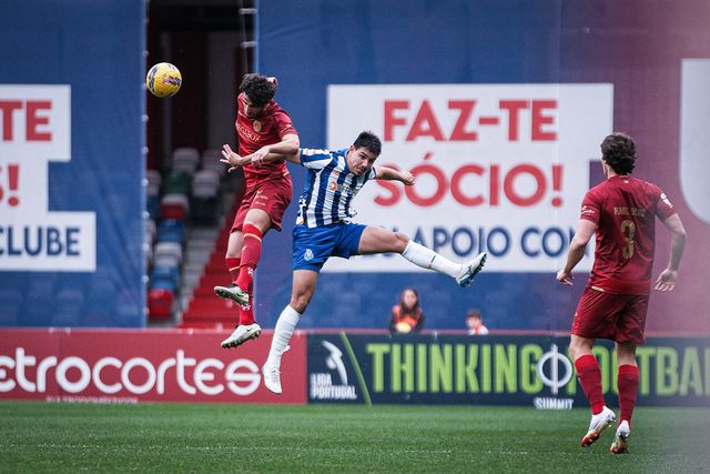 Apesar das várias ocasiões de parte a parte, UD Leiria e FC Porto B não conseguiram desfazer o nulo na partida da 21.ª jornada da Liga 2