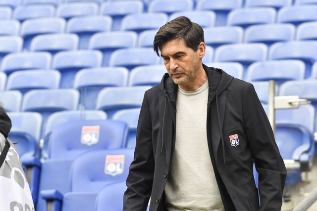 Paulo Fonseca a orientar o seu primeiro jogo no Groupama