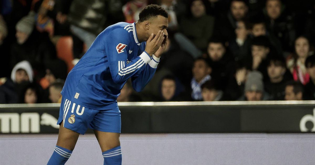 Mbappé irritado com os árbitros: «Palhaços»