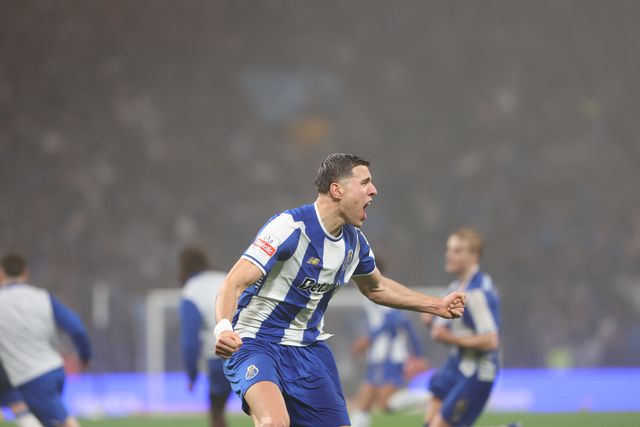 Bednarek festeja efusivamente o golo de Fofana (Foto Catarina Morais/Kapta+)