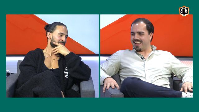 «Agora vê-se jogadores ao telemóvel, antes era a beber cerveja e fatiar presunto...»