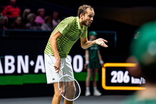 Rublev e Medvedev retidos no Dubai