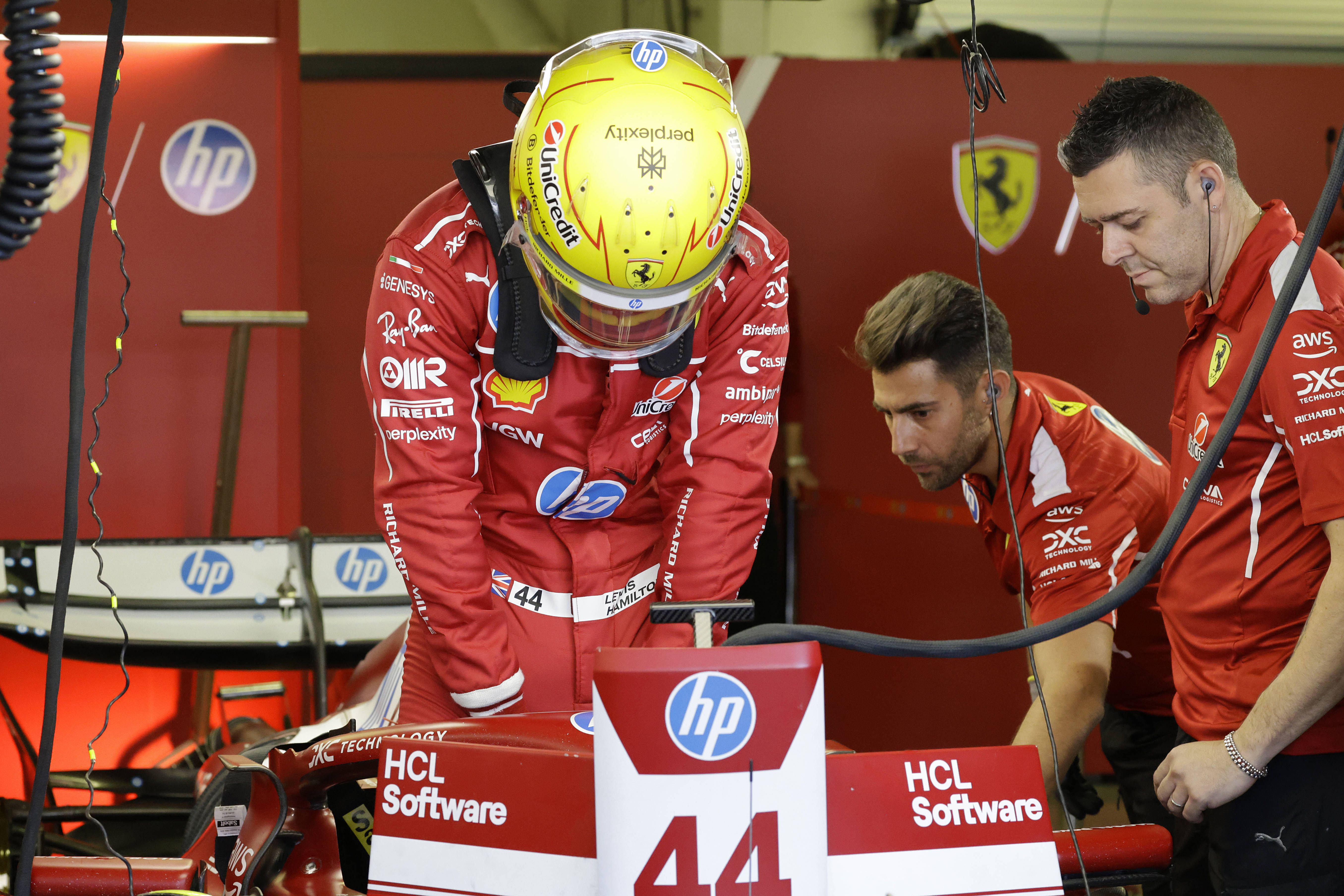 Lewis Hamilton com a Ferrari no México