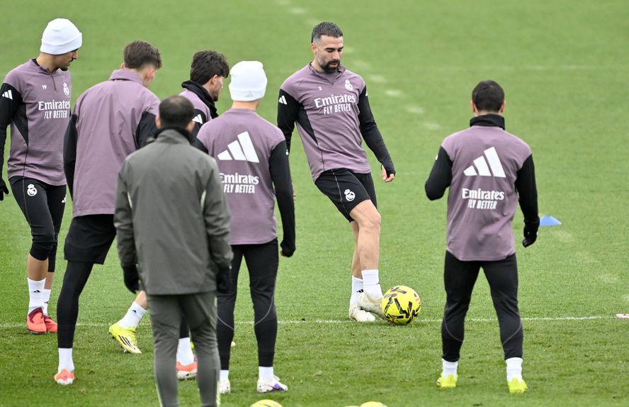 Carvajal numa sessão de treino do Real Madrid