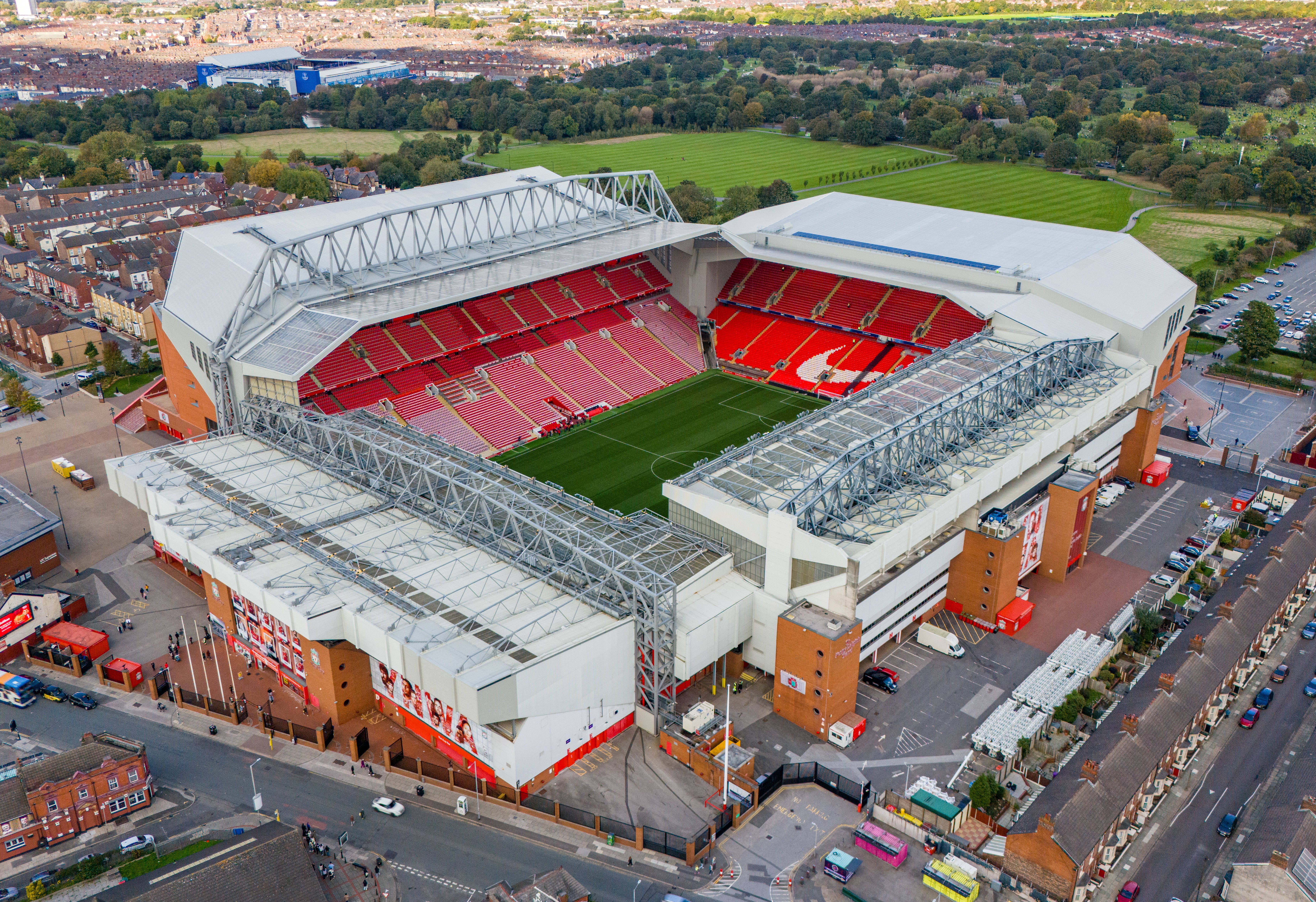 O Everton foi campeão inglês em 1891 a jogar Anfield. Mas uma disputa com o dono do terreno, John Houlding, fez com que o clube se mudasse para Goodison Park. Em resposta, Houlding criou um clube para ocupar o campo: o Liverpool (IMAGO)