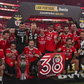 Foto do Benfica campeão com o treinador Roger Schmdt (foto: D. R.)
