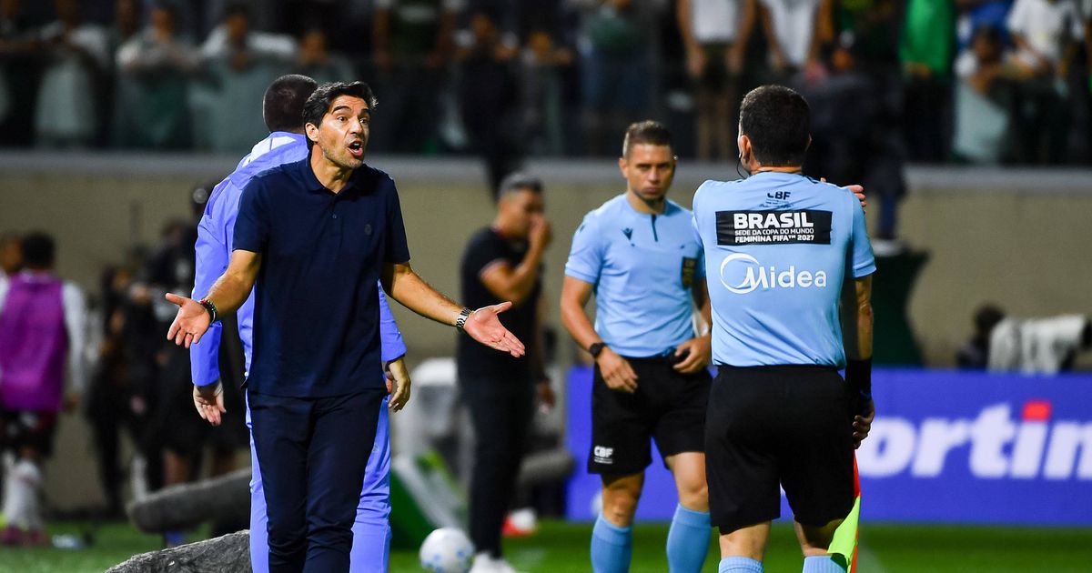 Abel e mais uma expulsão: «Nem gesticular posso...»