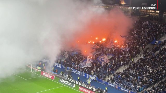 Tochas nas bancadas do Dragão