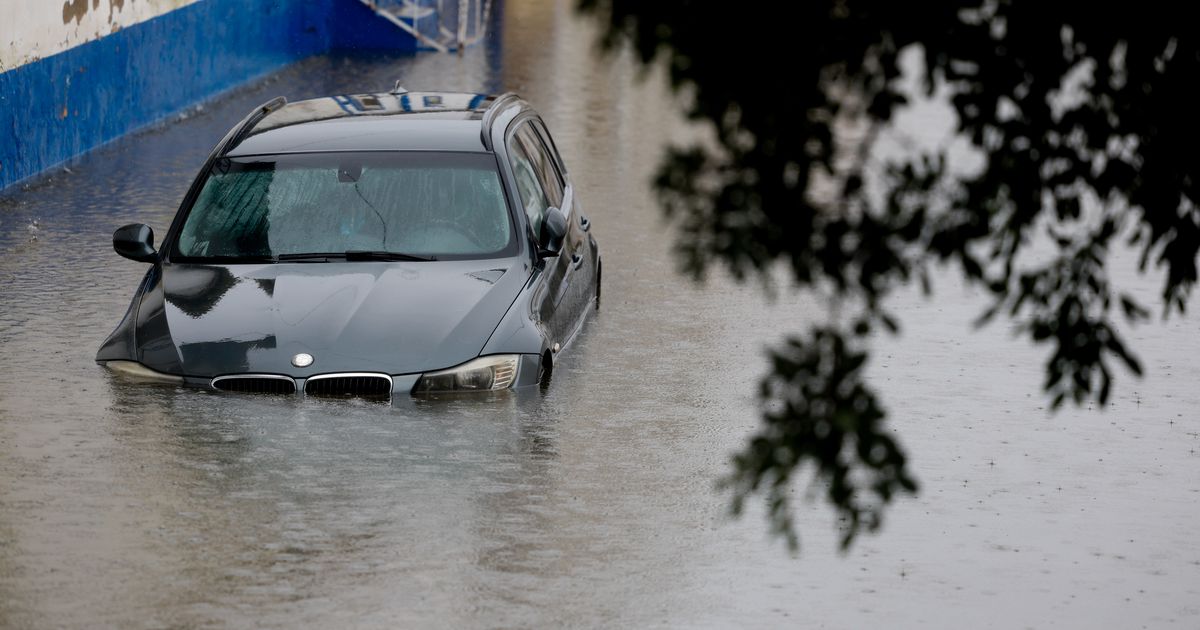 Vem aí um rio atmosférico - Proteção Civil alerta para chuva forte e cheias