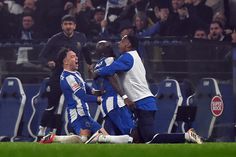 Festejos dos jogadores do FC Porto (Foto: Catarina Morais / Kapta+)