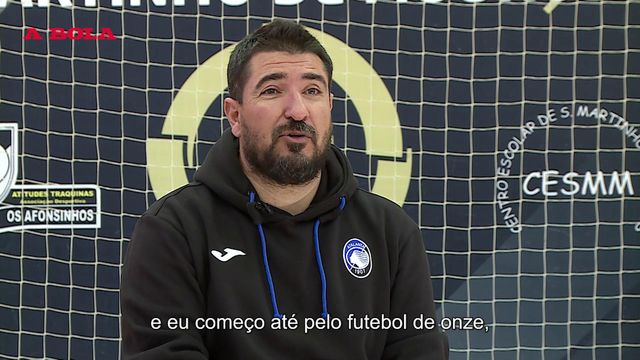 «Comecei a carreira de treinador aos 32 anos, após algumas lesões»