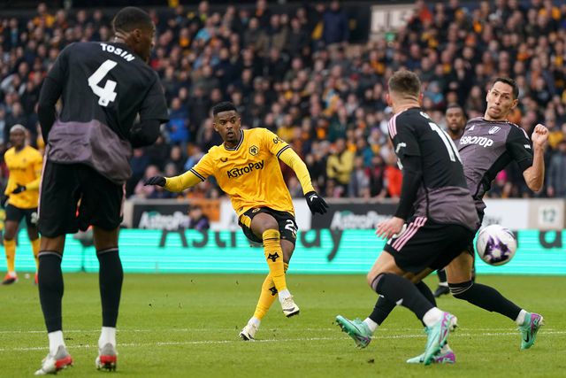 Wolves vencem Marco Silva com golo de Nélson Semedo
