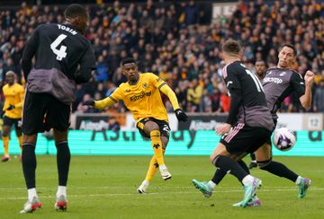 Wolves vencem Marco Silva com golo de Nélson Semedo