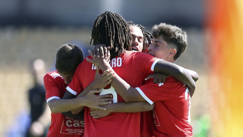 Juniores: Benfica distancia-se do FC Porto com vitória enfática