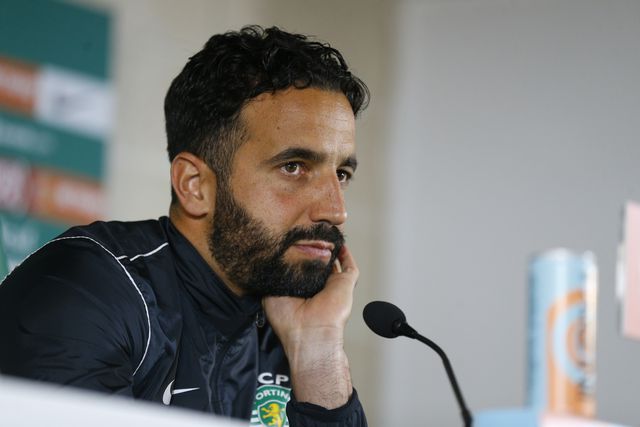 Amorim sobre reforços: «Só com dinheiro da Liga dos Campeões»