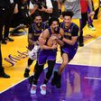 Vídeo: Bloqueio decisivo garante vitória dos Lakers