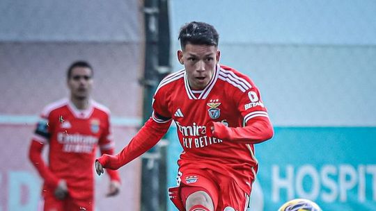 VÍDEO: Prestianni estreou-se a marcar pelo Benfica B